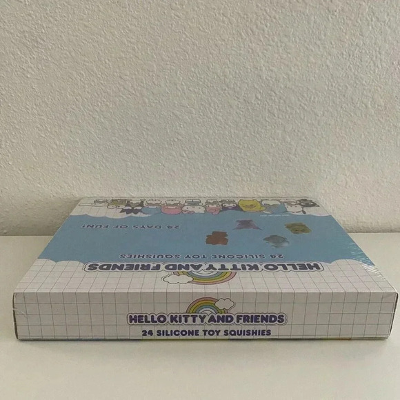 UCC Sanrio Hello Kitty & Friends Advent Calendar Set 24 Days Toy Squishies BLUE - Picture 2 of 10